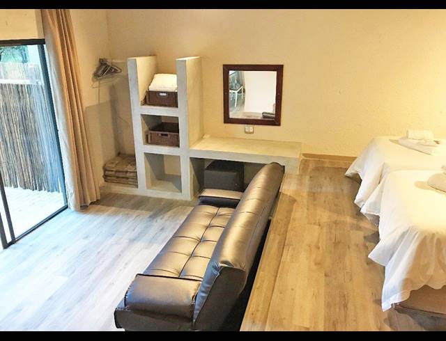 BEDROOM HOUSE FOR SALE IN MABALINGWE NATURE RESERVE